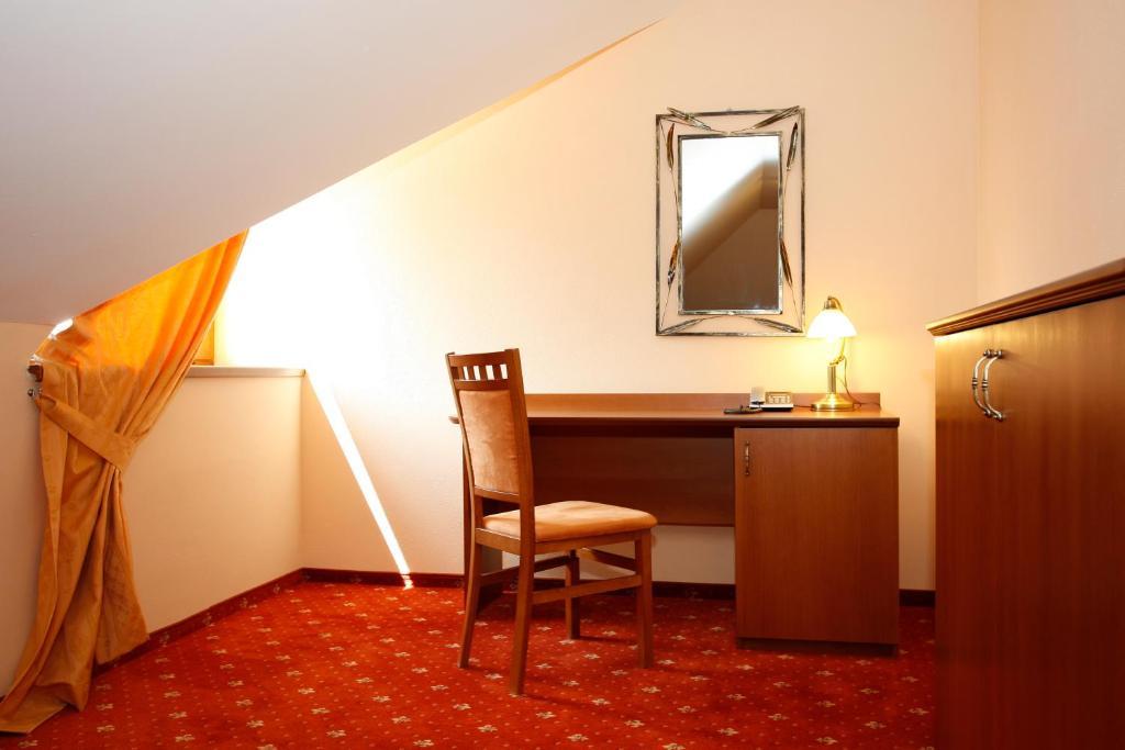 מודרה Hotel Majolika חדר תמונה